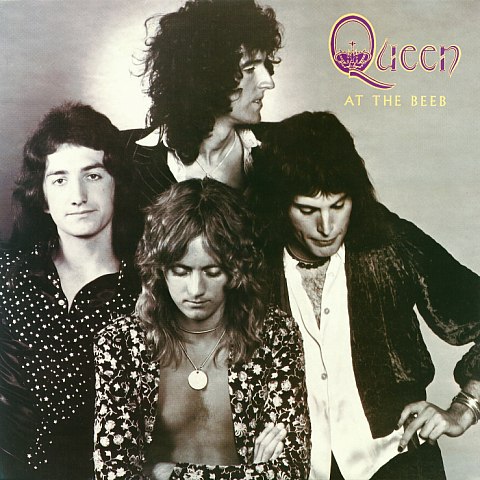 File:Queen Atthebeeb.jpg